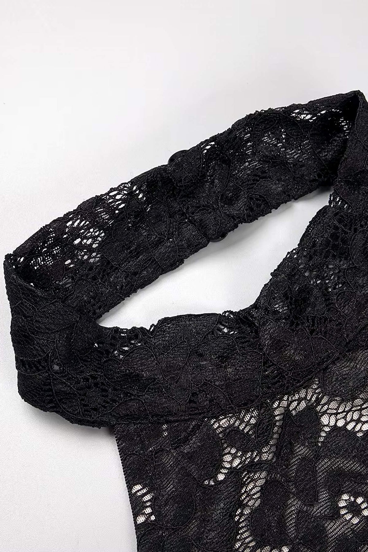 Edie Lace Maxi Dress