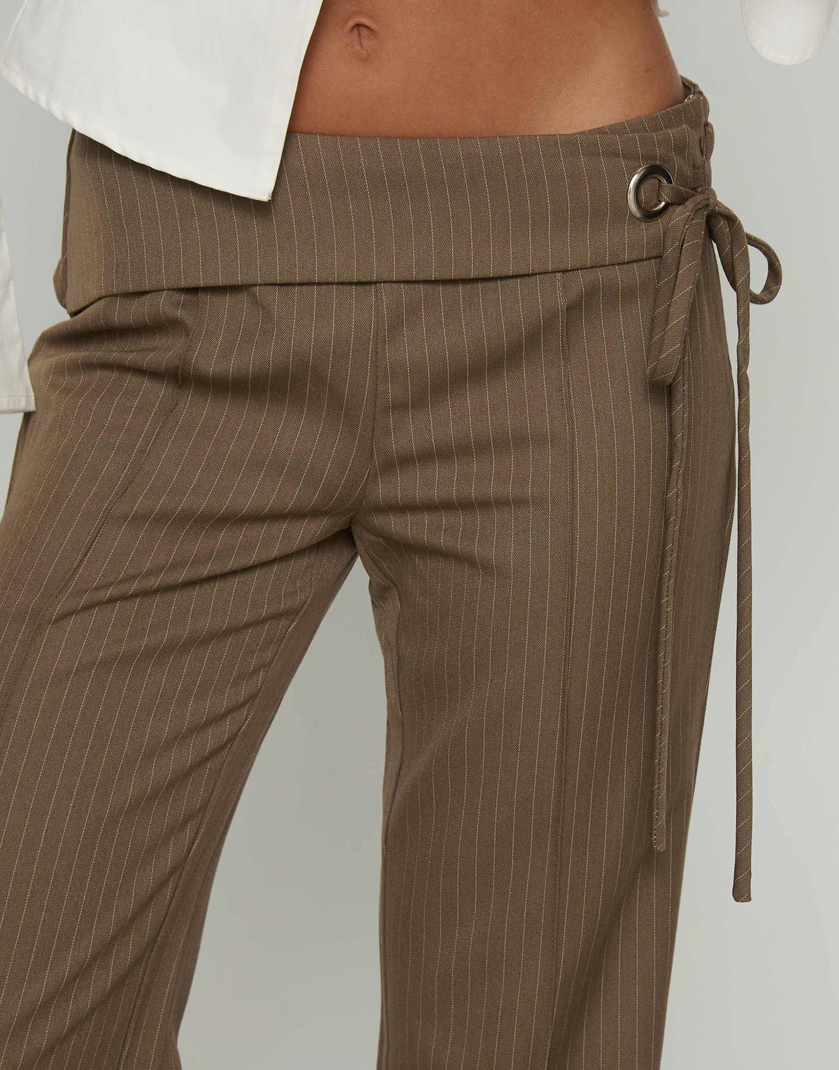 Oleandra Flare Pants