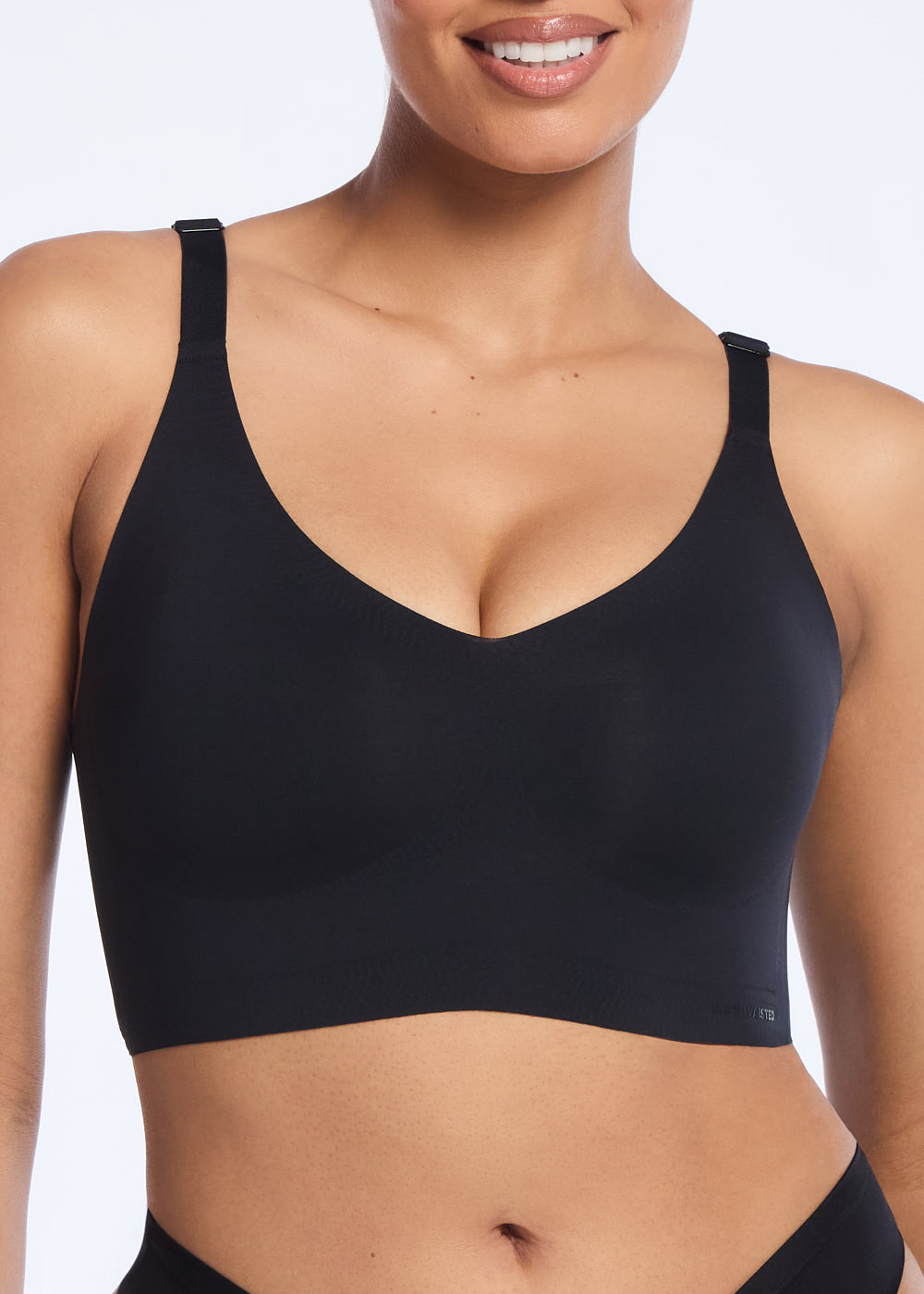 MagicEraser Wireless V-Neck Adjustable Bra